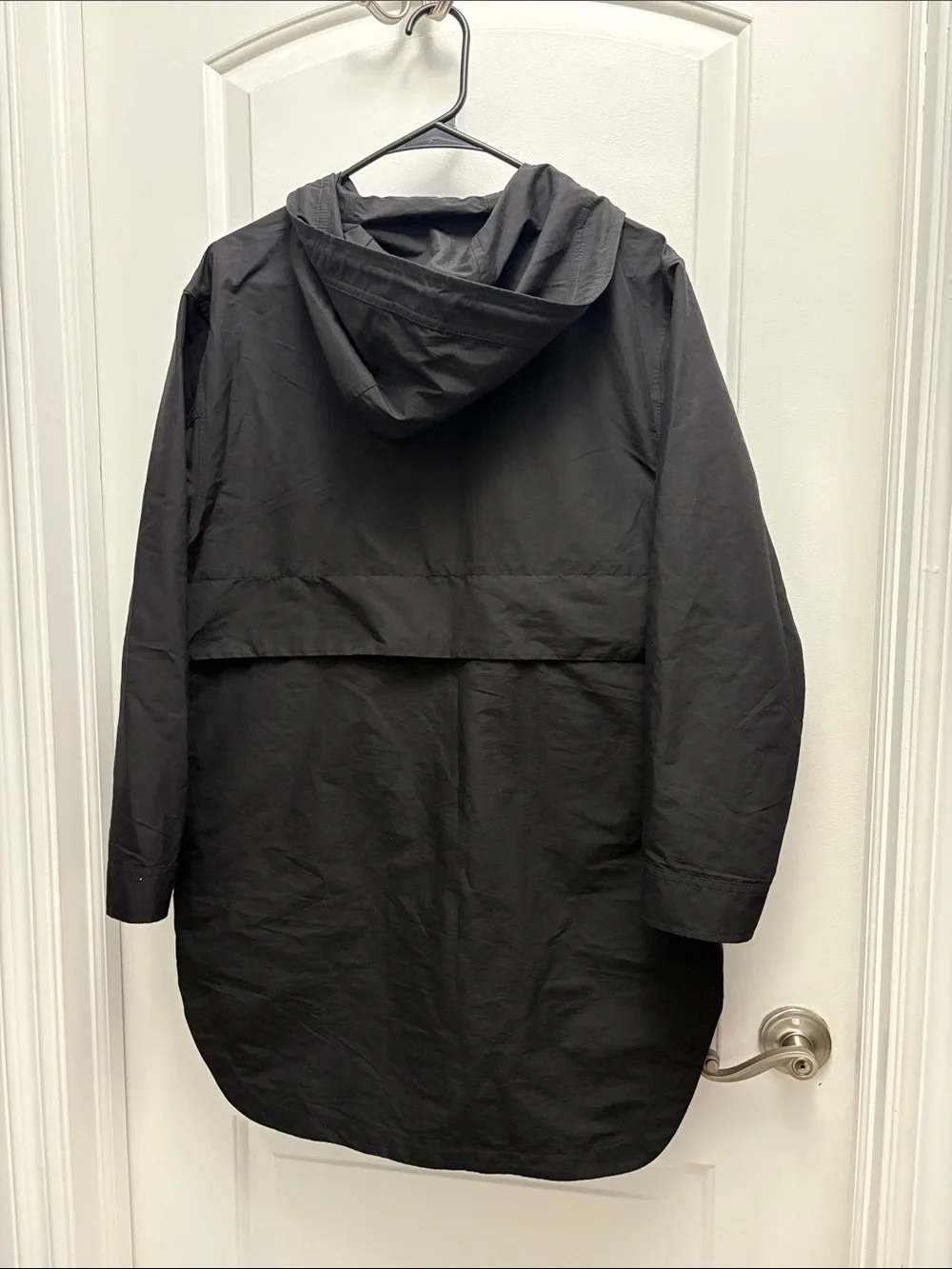 Everlane ReNew Long Anorak Black Hooded Rain Jacket Coat Women’s Small Oversized